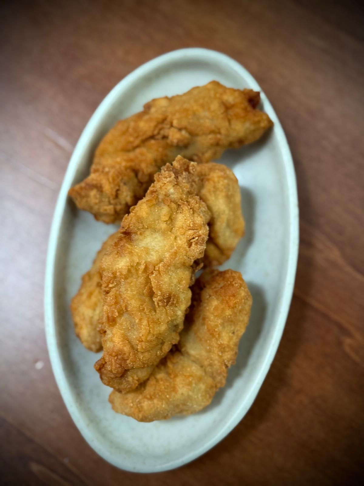 Chicharrón de pescado, en la carta de Leche de Tigre